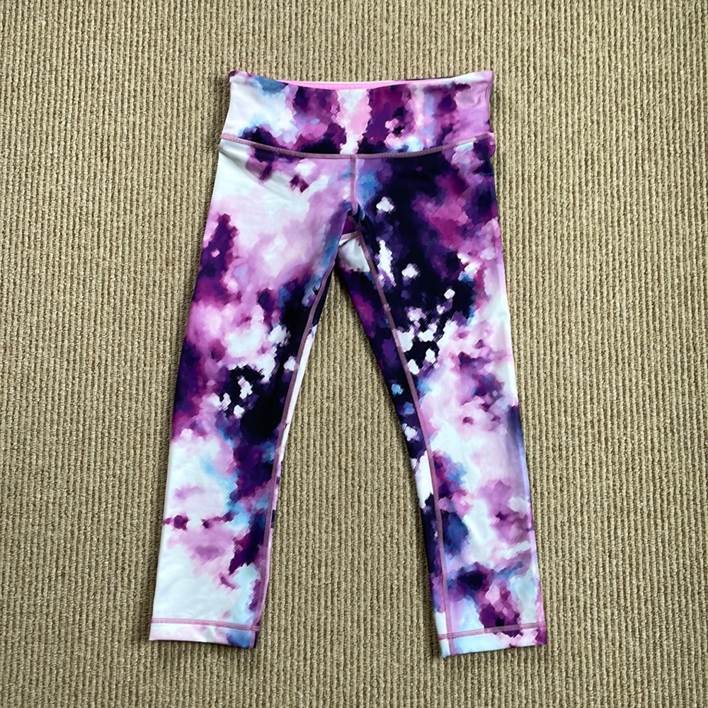 Lululemon cropped yoga pant size 6